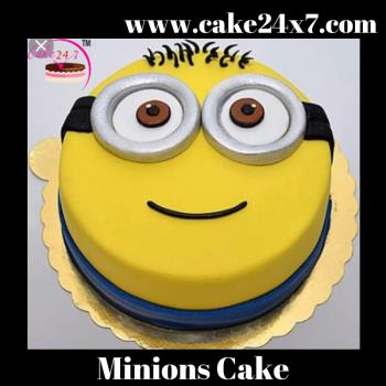 Minion cake