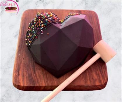 Pinata Cake Heart Shape Dark Chocolate