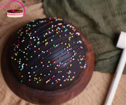 Pinata colourfull Sprinkle Cake