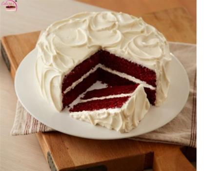 Red Velvet Vanilla Cream Cake