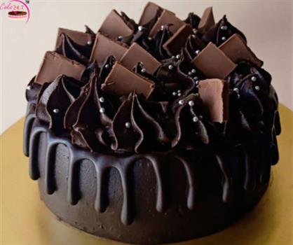 Full Of Dark Chocolate Cake