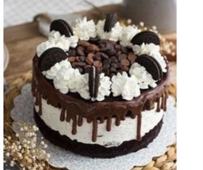 Chocolate Oreo Chocochip Cake