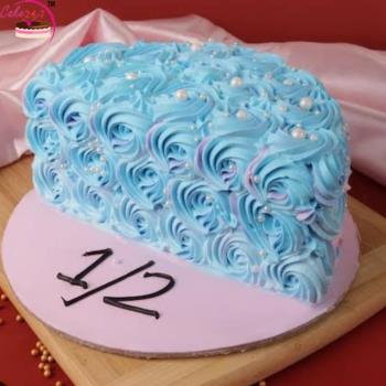A cake so pretty, Anna just had to give it a kiss! - Icing Smiles, Inc.